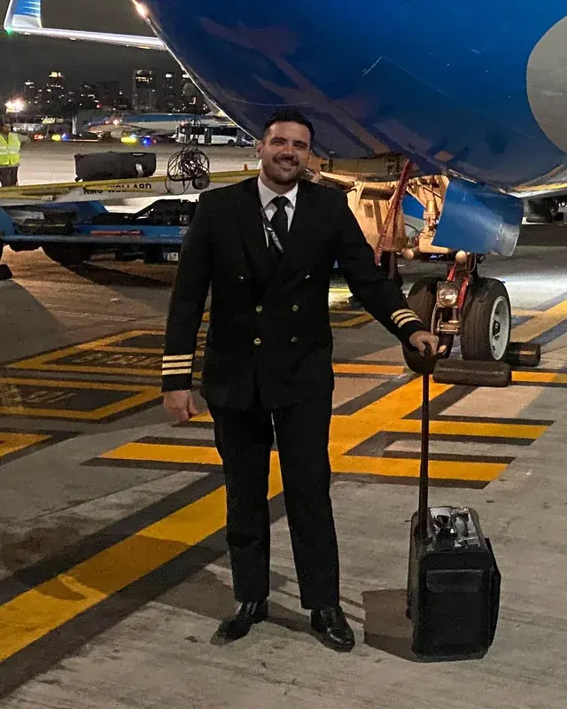 Pablo Cardona, egresado de ProFlight
